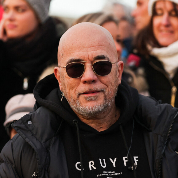 Pascal Obispo participera au Téléthon 2022 au Cap Ferret, dans le sud-ouest de la France, le 3 décembre 2022. Il participera à une marche solidaire et donnera un concert sur la plage en fin de journée. Thibaud Moritz /ABACAPRESS.COM