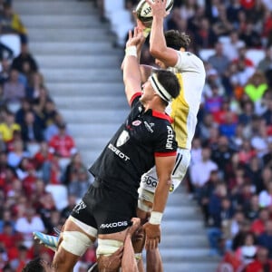 Le Stade toulousain s'impose face au Stade Rochelais (39-23) au Matmut Atlantique lors de la première demi-finale du championnat de Top 14 et se hisse en finale - Oscar Jegou