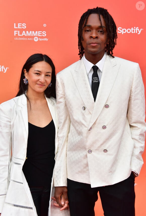 L'escrimeur français de 32 ans est en couple avec Kitesy Martin-Lefort
 
Enzo lefort et sa compagne - Photocall de la 2ème édition de la cérémonie des Flammes, victoires du rap et de ses courants, au théâtre du Châtelet à Paris, France, le 25 avril 2024. © Veeren/Bestimage