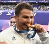 Des récompenses en plus des médailles pour les champions
 
Antoine Dupont - La France remporte la finale en Rugby à 7 après sa victoire face à Fidji (et sa première médaille d'or) lors des Jeux Olympiques (JO) de Paris.