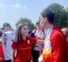 Mais ce jeudi 1er août, la reine Letizia a orchestré son grand come-back à Paris pour soutenir les athlètes espagnols inscrits à l'épreuve des 20 kms des Jeux Olympiques.
La reine Letizia d'Espagne rencontre les athlètes espagnols à l'issue de l'épreuve des 20 kms lors des Jeux Olympiques de Paris2024 (JO), le 1er août 2024. 