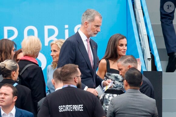 Le 26 juillet 2024, le couple royal s'est envolé à Paris pour assister à la cérémonie d'ouverture des Jeux Olympiques.
Le roi Felipe VI et la reine Letizia d'Espagne - Cérémonie d'ouverture des Jeux Olympiques (JO) de Paris 2024 le 26 juillet 2024. Casa de S.M. el Rey / Europa Press / Bestimage 