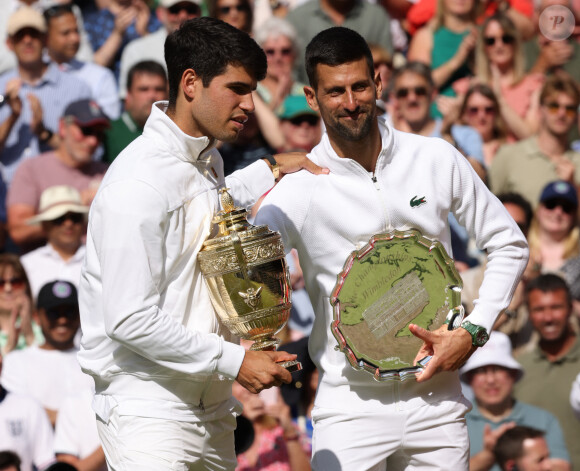 Carlos Alcaraz après sa victoire face à Novak Djokovic en finale du tournoi de Wimbledon 2024 (6/2 - 6/2 - 7/6). Wimbledon, le 14 juillet 2024. 