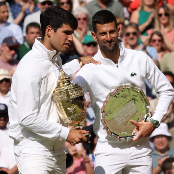 Carlos Alcaraz après sa victoire face à Novak Djokovic en finale du tournoi de Wimbledon 2024 (6/2 - 6/2 - 7/6). Wimbledon, le 14 juillet 2024. 