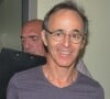 Jean-Jacques Goldman de sortie avec sa femme Nathalie
Jean-Jacques Goldman - Vente aux enchères à l'occasion du 20ème anniversaire du spectacle "Les Vendanges du Coeur" à Ouveillan, près de Narbonne (Aude) au profit des "Restos du Coeur"