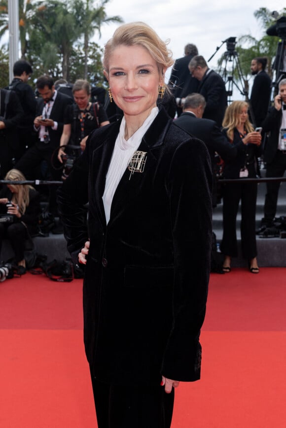 Rendez-vous avec Louise Ekland sur le tapis rouge de la montée des marches du film "Kaibutsu (Monster)" lors du 76ème Festival International du Film de Cannes le 17 mai 2023. © Olivier Borde / Bestimage 