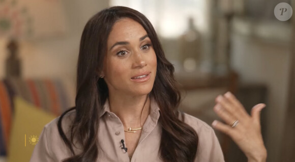 Impossible pour Meghan de ne pas en profiter pour faire le parallèle avec le harcèlement dont elle estime avoir aussi été victime à l'époque
Le prince Harry, duc de Sussex et Meghan Markle, duchesse de Sussex, lors d'une interview pour l'émission CBS News Sunday Morning, diffusée le 4 août 2024. Lors de ce programme, le couple princier a évoqué leurs enfants, Archie Harrison, 5 ans et Lilibet Diana, 3 ans et leur volonté de les protéger des dangers du web. 