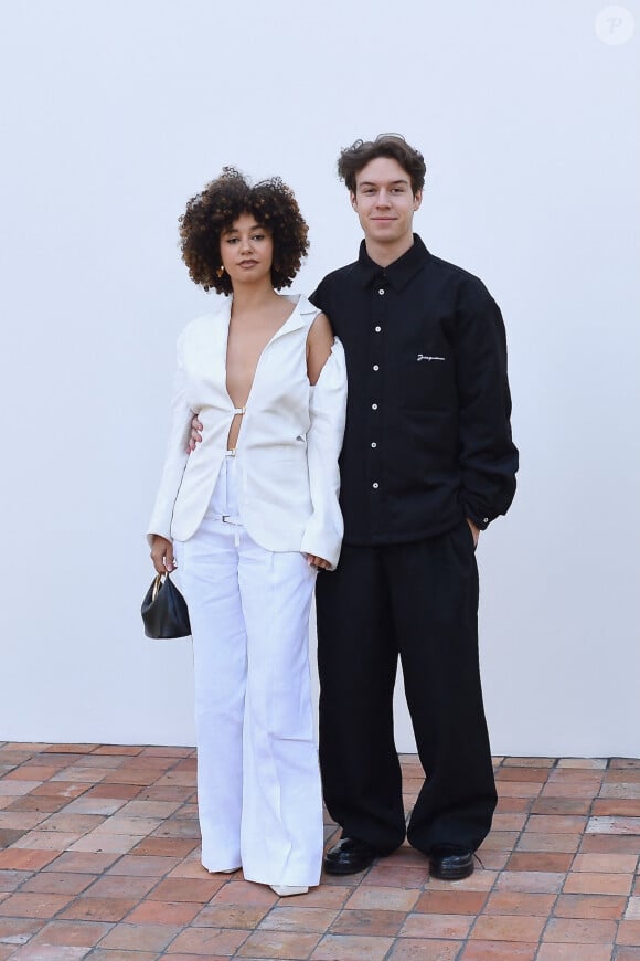 Léna Mahfouf (Léna Situations) et Seb la Frite au défilé de mode "Les Sculptures" Jacquemus à la Fondation Maeght à Saint-Paul-De-Vence le 29 janvier 2024. © Franck Castel / Bestimage