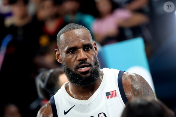 LeBron James - Victoire de l'équipe des Etats-Unis de basketball face à la Serbie (95-91) en demi-finale lors des Jeux Olympiques de Paris 2024 (JO) à l'Arena Bercy, le 8 août 2024. © Jacovides-Perusseau/Bestimage