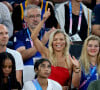 La fille de Brigitte Macron a soutenu l'équipe de France
Laurence Auzière entourée de son compagnon Matthieu Graffensttaden et de sa fille - Les célébrités en tribunes pendant l'épreuve de basketball de Demi-Finale opposant les Etats-Unis à la Serbie lors des Jeux Olympiques de Paris 2024 (JO) à l'Arena Bercy, à Paris, France, le 8 août 2024. © Jacovides-Perusseau/Bestimage