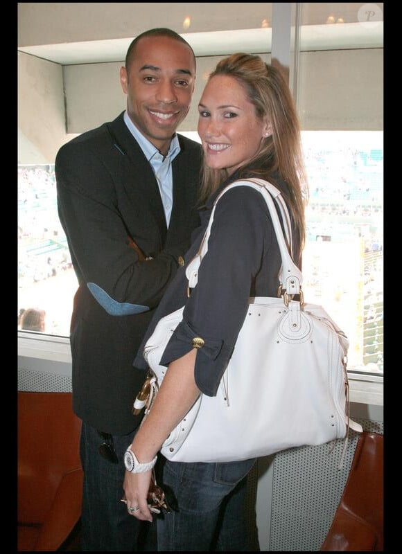 Qu'il a été marié à Claire "Nicole" Merry
Thierry Henry et Claire Merry