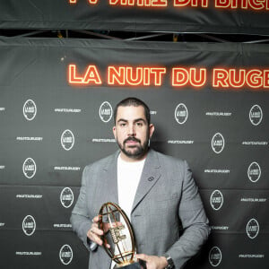 Artus - Soirée de la 19ème édition de la Nuit du Rugby à l'Olympia, Paris le 20 novembre 2023. La Nuit du rugby est une cérémonie organisée chaque année depuis 2004 sous l'égide de la Ligue nationale de rugby en collaboration avec Provale et TECH XV, pour récompenser les acteurs du rugby professionnel français qui se sont distingués lors des championnats de France de rugby Top 14 et Pro D2. © Pierre Perusseau/Bestimage