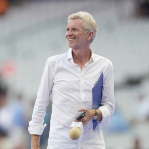 La voix de Denis Brogniart a retenti en plein Stade de France.
Denis Brogniart lors du dixième jour des Jeux Olympiques 2024 au Stade de France, à Saint-Denis, le 5 août. Photo by Nicolas Gouhier/ABACAPRESS.COM