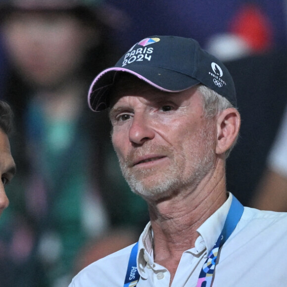 En effet, Denis Brogniart a officié comme speaker du Stade de France tout le long de la compétition.
Denis Brogniart pendant les Jeux Olympiques de Paris au Grand Palais, le 29 juillet. Photo by Eliot Blondet/ABACAPRESS.COM