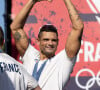 "C'est rare que je fasse ça, mais j'avais besoin de vous remercier", commence Florent Manaudou
 
Florent Manaudou, Club France, Grande Halle de la Villette, Paris 5 Aout 2024. © Jeremy Melloul / Bestimage