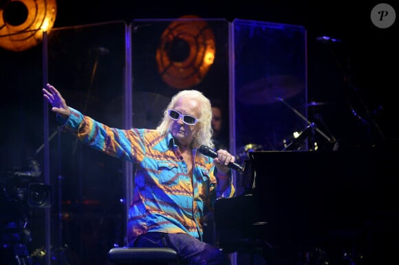 Oui, Michel Polnareff est "toujours vivant" !
Exclusif - Michel Polnareff - Les célébrités sont venues applaudir M.Polnareff lors de son concert à la citadelle de Saint-Tropez. © Brun Jacob / Nice Matin / Bestimage 