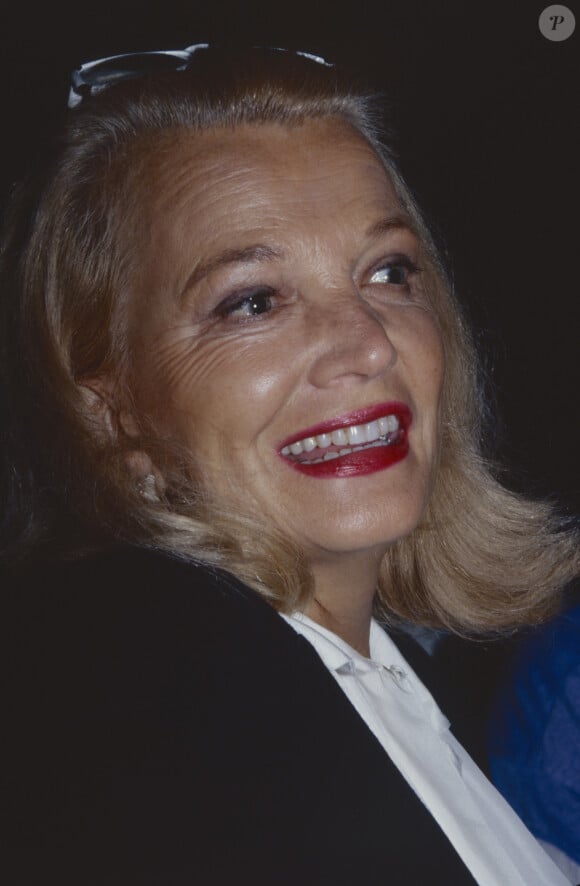 Gena Rowlands avait justement joué une femme atteinte de cette même maladie dans le film culte N'oublie jamais
Gena Rowlands