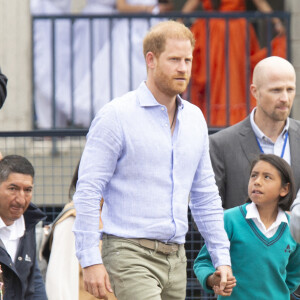 Le prince Harry et la duchesse de Sussex Meghan visitent l'école La Giralda lors du deuxième jour de leur visite à Bogota, en Colombie, le 16 août 2024. Photo par Gtres/ABACAPRESS.COM