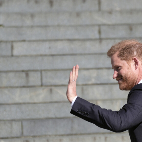 Mais le prince Harry a préféré dormir à l'hôtel !
Le prince Harry, duc de Sussex, arrive à la cathédrale St Paul de Londres pour assister au service d'action de grâce marquant le 10e anniversaire des Invictus Games, à Londres, au Royaume-Uni, le mercredi 8 mai 2024. Photo par Yui Mok/PA Wire/ABACAPRESS.COM