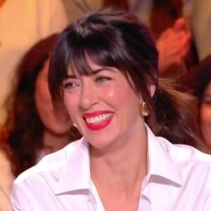 Nolwenn Leroy de passage sur le plateau de Camille & Images sur TF1.