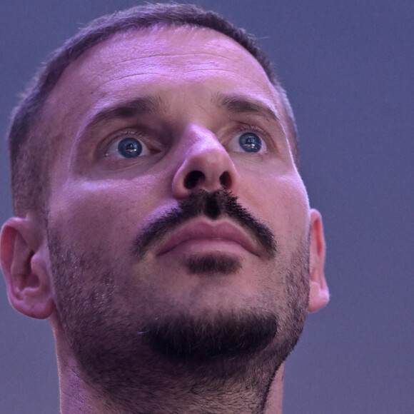 Matt Pokora (M. Pokora) au match de préparation aux Jeux Olympiques Paris 2024 entre la France à la Serbie (67-79) à Decines-Charpieu, France, le 12 juillet 2024. © Frédéric Chambert/Panoramic/Bestimage