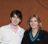 Le jeune homme, neuroscientique, célèbre en effet son 21e anniversaire.
Amanda Sthers et son fils Oscar Bruel au village (night session) lors des Internationaux de France de tennis de Roland Garros 2024, à Paris, France, le 31 mai 2024. © Jacovides-Moreau/Bestimage 