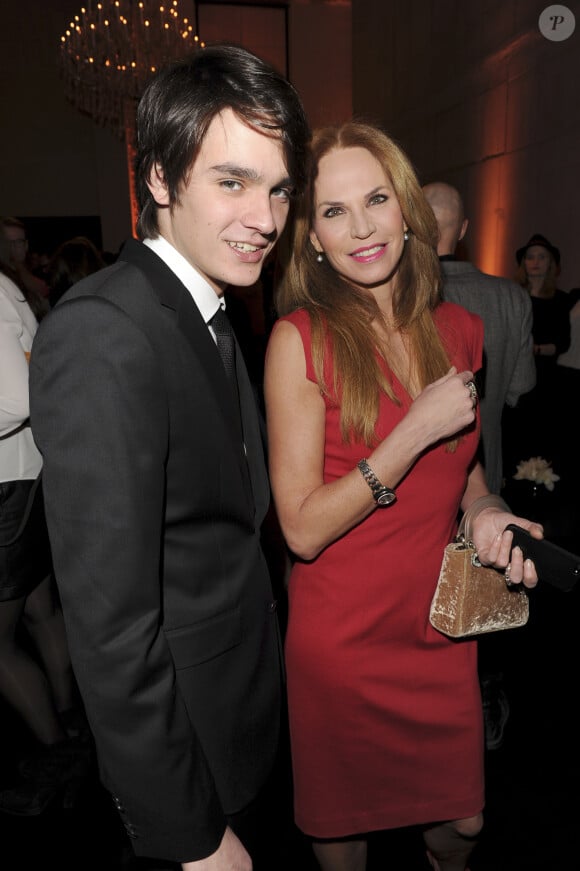 Exclusif - Alain-Fabien Delon et sa mère Rosalie van Breemen - Prix Spécial- Vernissage de l'exposition "A personal touch" dans le showroom Hugo Boss lors de la "Berlinale" à Berlin en Allemagne le 5 février 2014.