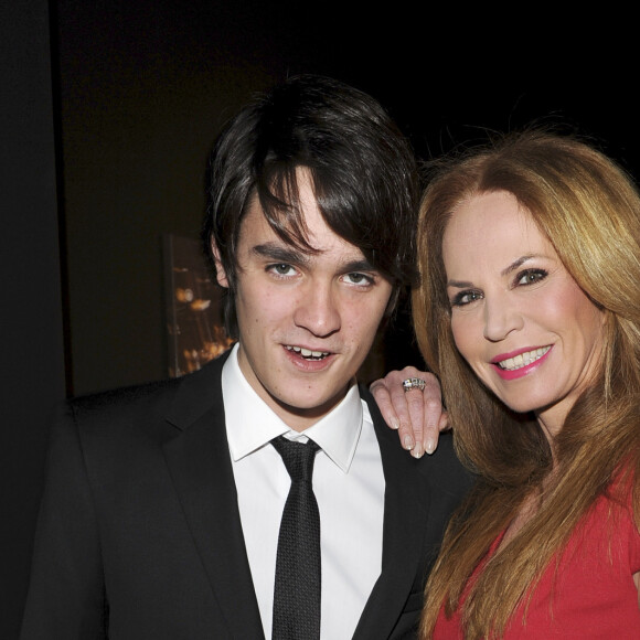 Exclusif - Alain-Fabien Delon et sa mère Rosalie van Breemen - Prix Spécial- Vernissage de l'exposition "A personal touch" dans le showroom Hugo Boss lors de la "Berlinale" à Berlin en Allemagne le 5 février 2014.