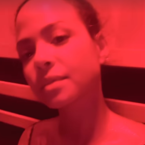 Elle a dévoilé plusieurs vidéos de son passage dans ce salon de beauté sur Instagram
Christina Milian se fait dorloter dans une salon de beauté aux États-Unis.