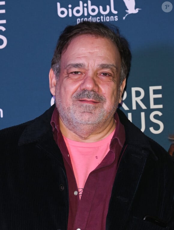 En effet, c'est Didier Bourdon qui l'a remplacé et s'est mis dans la peau de Serge Coturi.
Didier Bourdon à la première du film "La Guerre des Lulus" au cinéma Pathé Wepler à Paris, France, le 15 janvier 2023. © Coadic Guirec/Bestimage