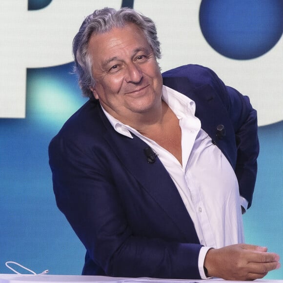 Exclusif - Christian Clavier - L'émission TPMP (Touche pas à mon poste) présentée par Cyril Hanouna avec l'équipe du film "les Méchants" de M. Achour, diffusée en direct le 7 Septembre 2021. © Jack Tribeca / Bestimage