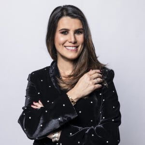 Toujours actuellement en vacances, Karine Ferri a trouvé le temps d'accorder une interview à "Télé Star". 
Exclusif - Karine Ferri - Studio - Enregistrement de l'émission "La chanson secrète", présentée par N.Aliagas sur TF1 © Guillaume Gaffiot-Cyril Moreau / Bestimage