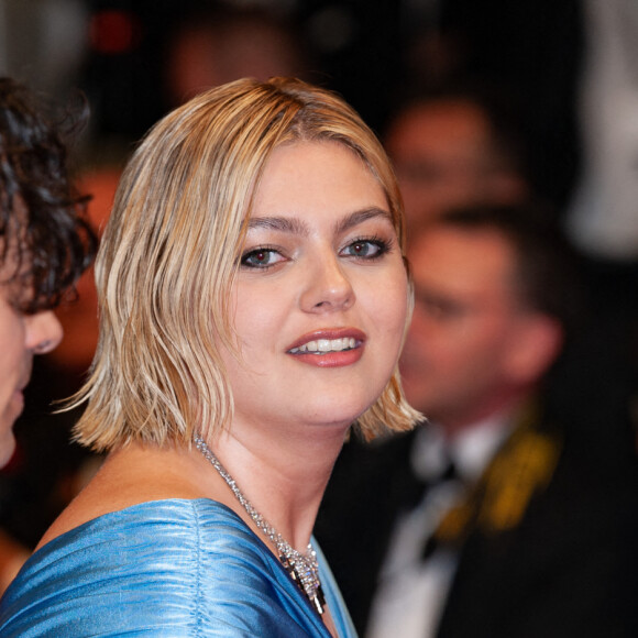 Louane, Florian Rossi assistant à la projection de 'L'idole' et au tapis rouge au Palais des Festivals à Cannes, France, le 22 mai 2023 dans le cadre du 76ème Festival de Cannes. Photo par Nicolas Genin/ABACAPRESS.COM