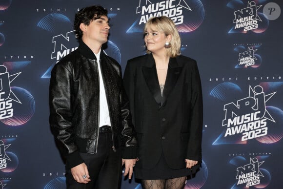 Tapis rouge des NRJ Music Awards 2023. Louane et Florian Rossi assistent au tapis rouge des NRJ Music Awards 2023, au palais des Festivals, à Cannes. Le 10 novembre 2023. photo par shootpix/abacapress.com