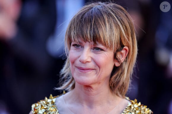 Marina Fois assiste au tapis rouge "Marcello Mio" lors du 77e Festival de Cannes au Palais des Festivals le 21 mai 2024 à Cannes, France. Photo par ShootPix/ABACAPRESS.COM.