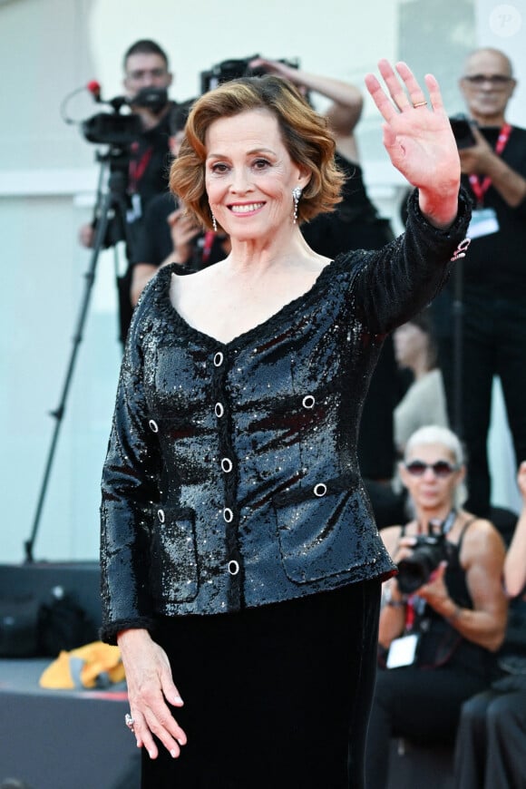 Sigourney Weaver lors de la cérémonie d'ouverture de la 81ème édition du Festival de la Mostra de Venise, le 28 août 2024