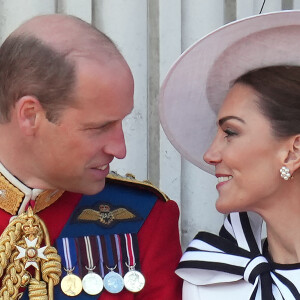 Le prince William, prince de Galles, Catherine Kate Middleton, princesse de Galles - Les membres de la famille royale britannique au balcon du Palais de Buckingham lors de la parade militaire "Trooping the Colour" à Londres le 15 juin 2024 © Julien Burton / Bestimage 