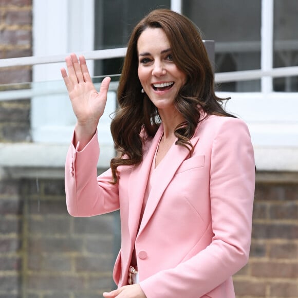 Ces derniers mois n'ont pas été de tout repos pour Kate Middleton.
Catherine (Kate) Middleton, princesse de Galles, à la sortie de sa visite au Foundling Museum de Londres, Royaume Uni