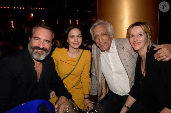 Jean Dujardin, sa compagne Nathalie Péchalat, Gérard Darmon et sa femme Christine lors de l'after party du film "Chacun sa vie" à L'Arc à Paris, France, le 13 mars 2017. © Rachid Bellak/Bestimage 