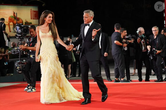 George Clooney et sa femme Amal Clooney à la projection de "Wolfs" lors du 81ème festival international du film de Venise, la Mostra le 1er septembre 2024. © Lucia Sabatelli / Bestimage