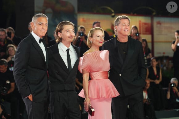 George Clooney, Austin Abrams, Amy Ryan and Brad Pitt à la projection de "Wolfs" lors du 81ème festival international du film de Venise, la Mostra le 1er septembre 2024. © Lucia Sabatelli / Bestimage