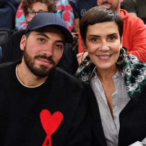 Cristina Cordula et son fils Enzo - People dans les tribunes du Rolex Paris Bercy Masters 1000 remporté par Novak Djokovic contre Grigor Dimitrov. © Veeren/Bestimage