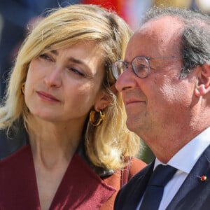 Julie Gayet et Francois Hollande forment un couple solide
Julie Gayet et Francois Hollande à Tulle © Jean-Marc Haedrich/Pool/Bestimage