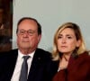 L'ancien président de la république s'est laissé tenter par une aventure cinématographique avec son épouse
François Hollande et sa femme Julie Gayet assistent au match opposant C. Alcaraz à S. Tsitsipas lors des Internationaux de France de tennis de Roland Garros 2024 à Paris le 4 juin 2024. © Jacovides-Moreau/Bestimage