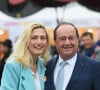 Julie Gayet l'a un peu "poussé" pour qu'il prête sa voix au film d'animation "Silex and the City" avec elle, apprend-on dans la matinale de TF1, "Bonjour !"
Francois Hollande et Julie Gayet lors du festival Soeurs Jumelles, Rencontre de la musique et de l'image à Rochefort le 1er juillet 2023. © Franck Castel / Bestimage