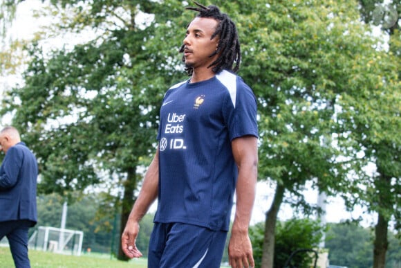 Jules Koundé - Entraînement de l'équipe de France de football à Clairefontaine. 