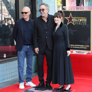 Los Angeles : Michael Keaton et Winona Ryder lors de la cérémonie de remise de l'étoile Tim Burton sur le Hollywood Walk of Fame le 3 septembre 2024. CA (Image de crédit : © Kay Blake/ZUMA Press Wire).