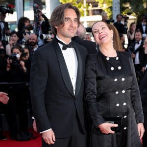 Dimitri Rassam et sa mère Carole Bouquet - Montée des marches du film " Megalopolis " lors du 77ème Festival International du Film de Cannes, au Palais des Festivals à Cannes. Le 16 mai 2024 © Jacovides-Moreau / Bestimage