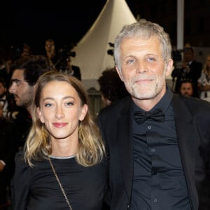 Stéphane Guillon et sa compagne Sophie Maréchal - Montée des marches du film " Frère et Soeur " lors du 75ème Festival International du Film de Cannes. Le 20 mai © Cyril Moreau / Bestimage