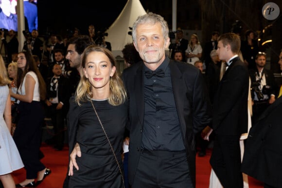 Stéphane Guillon et sa compagne Sophie Maréchal - Montée des marches du film " Frère et Soeur " lors du 75ème Festival International du Film de Cannes. Le 20 mai © Cyril Moreau / Bestimage